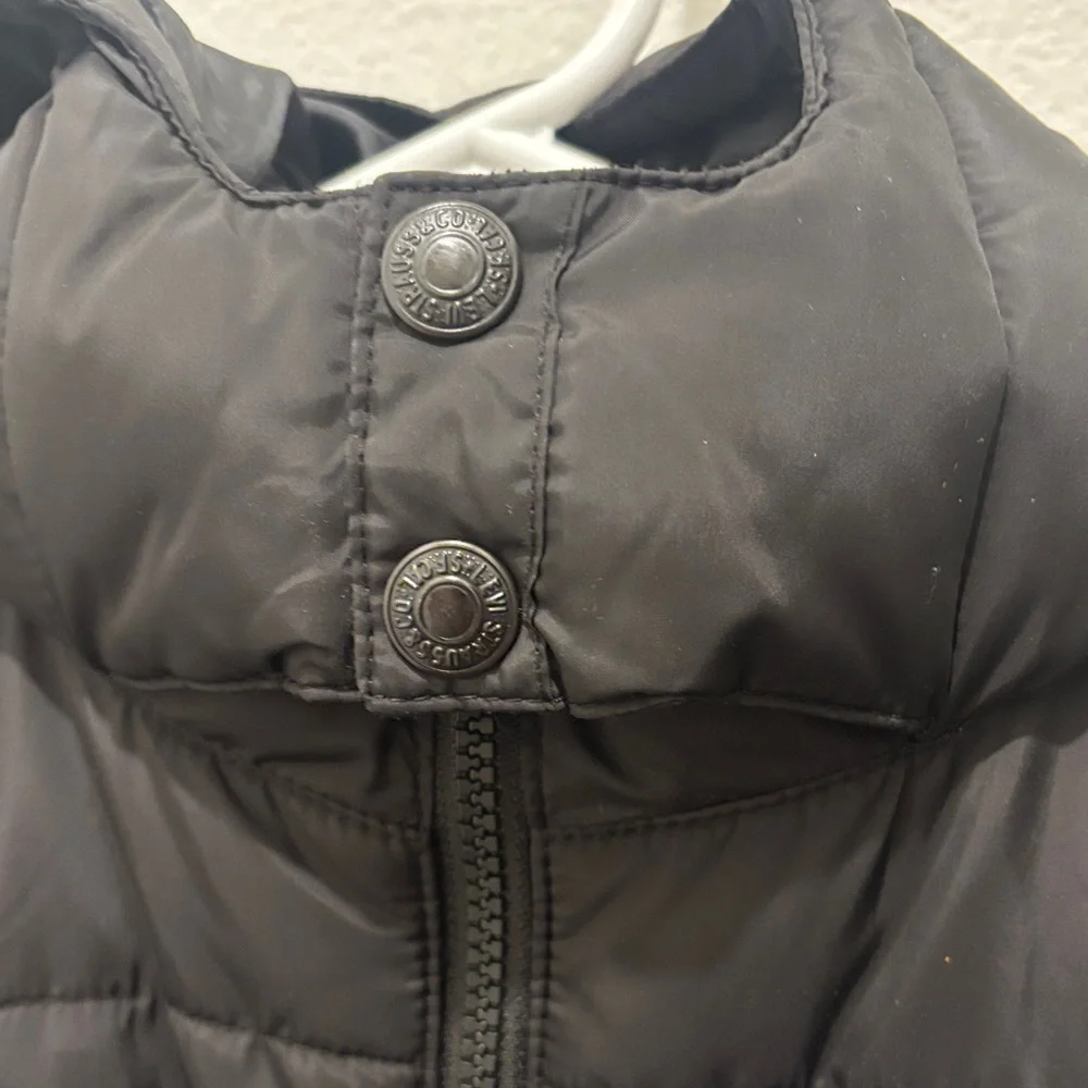 Levi's Black and Camo Hooded Puffer Jacket